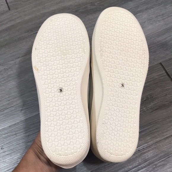 J/SLIDES Light Taupe Perforated Leather Platform Slip-On Sneakers size 8 - Picture 7 of 9